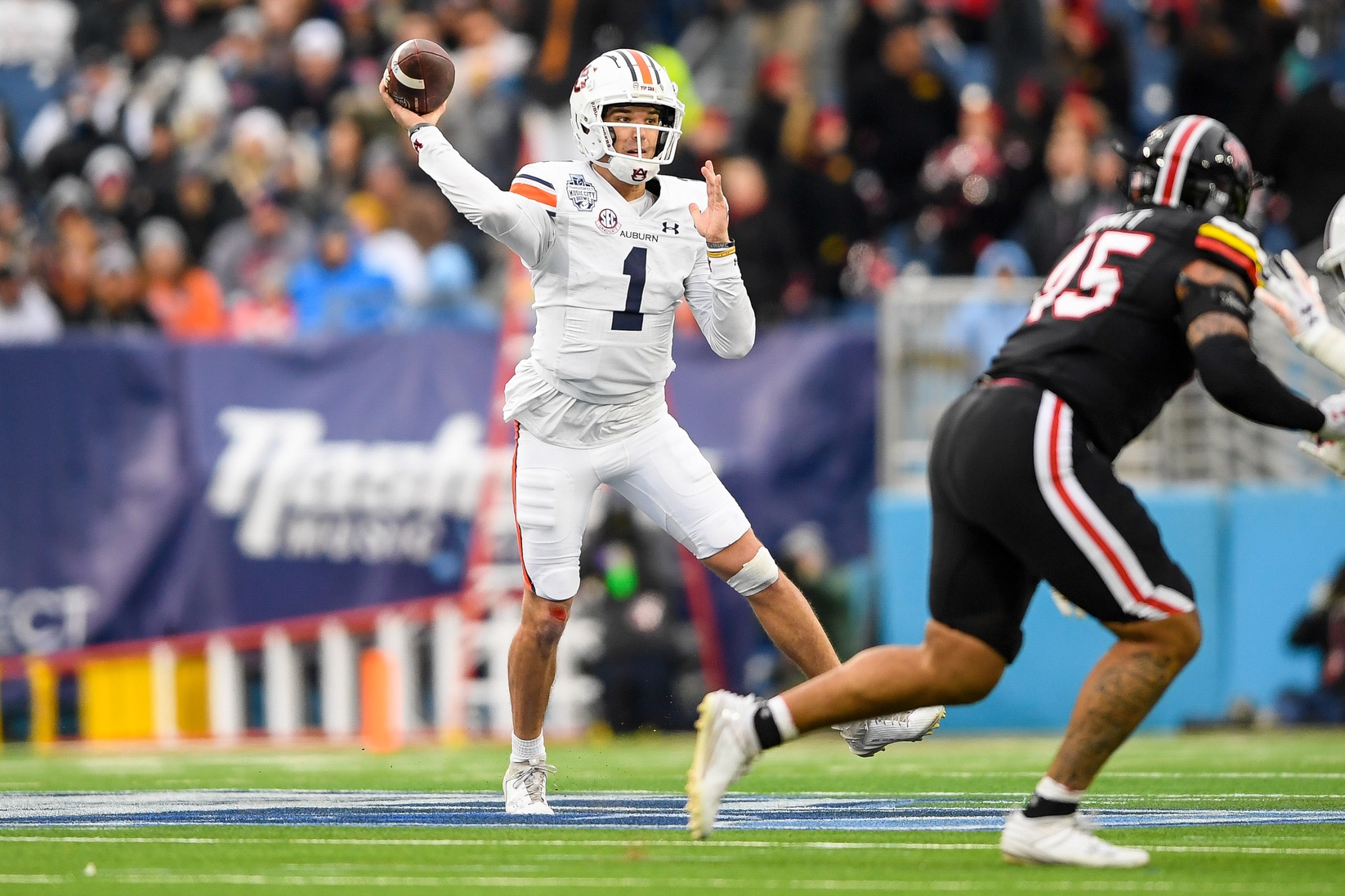 Who Will Be the 2024 Auburn Quarterback? Last Word on College Football