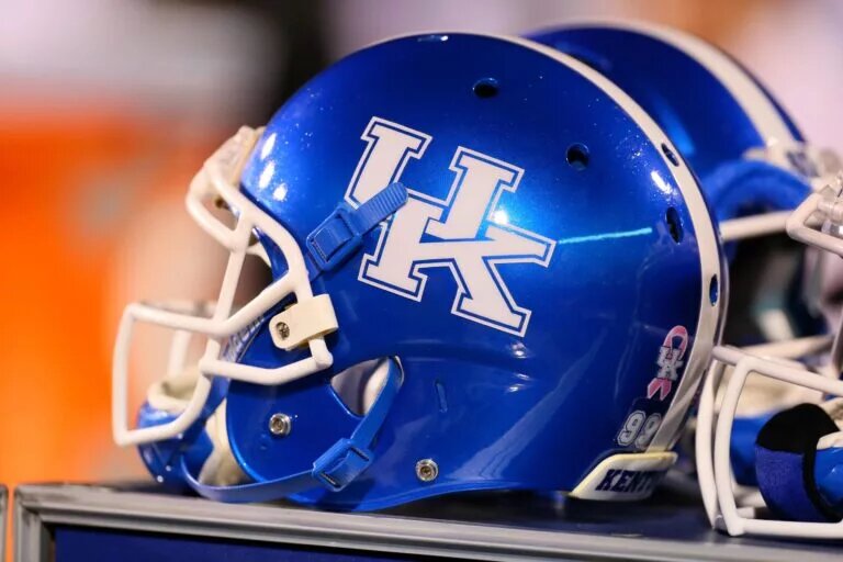Kentucky Signs Four Star Javeon Campbell