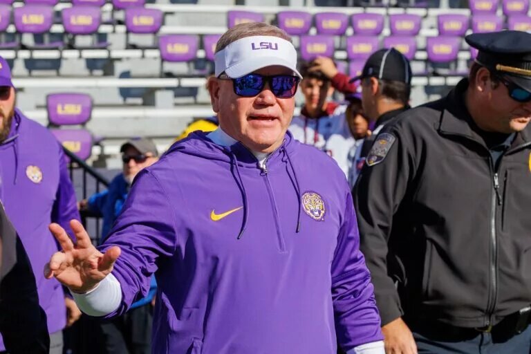 Thomas commits to LSU