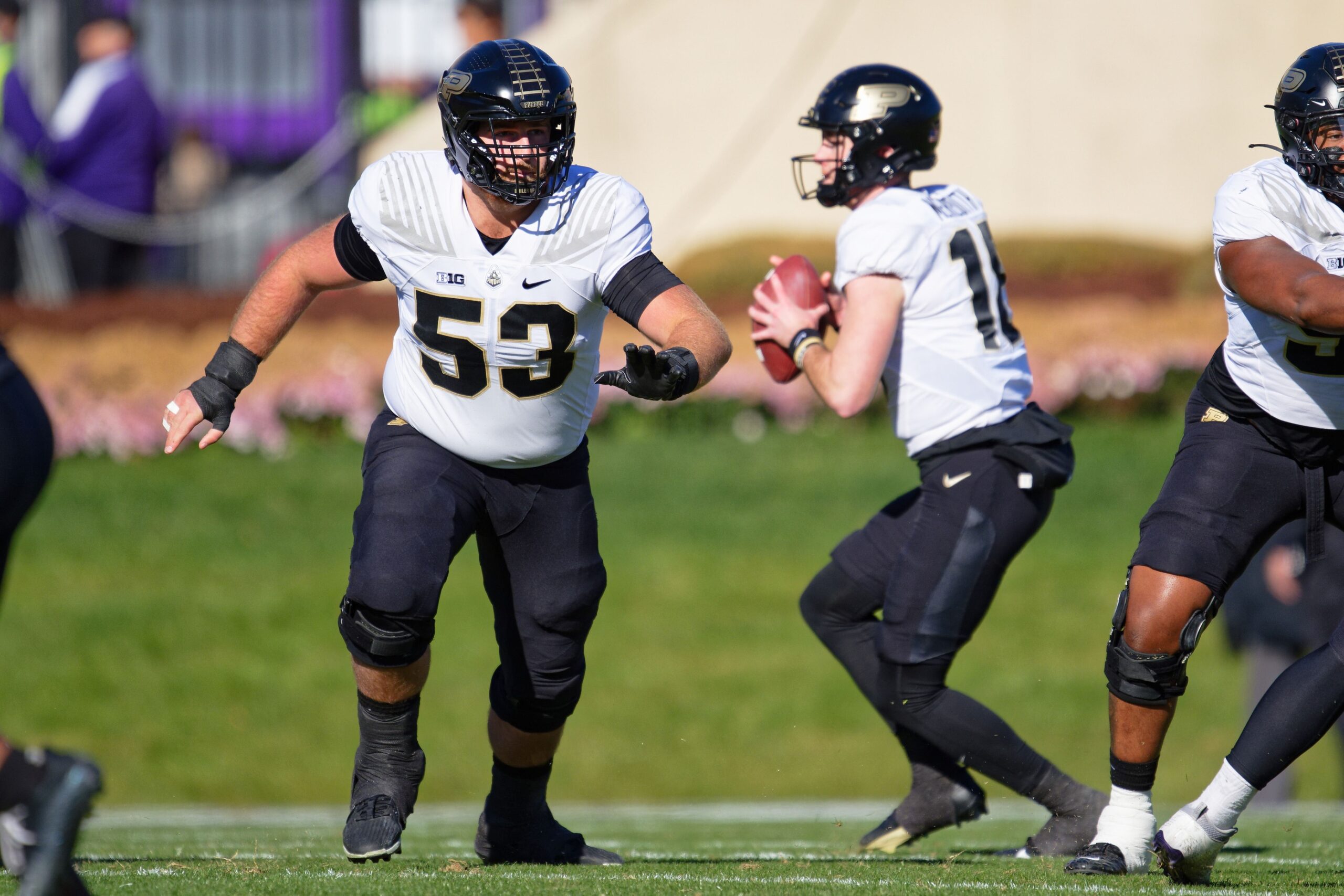 Six Big Ten centers land on the Rimington Trophy watch list