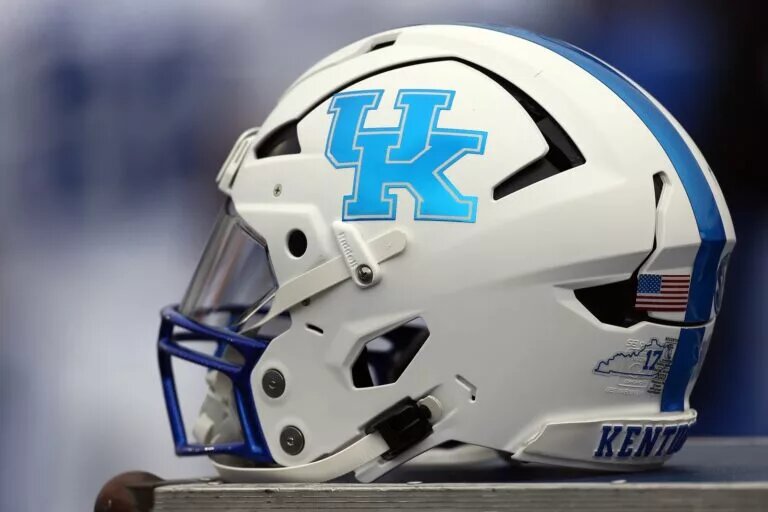 Kentucky Lands Quarterback Jake Nawrot