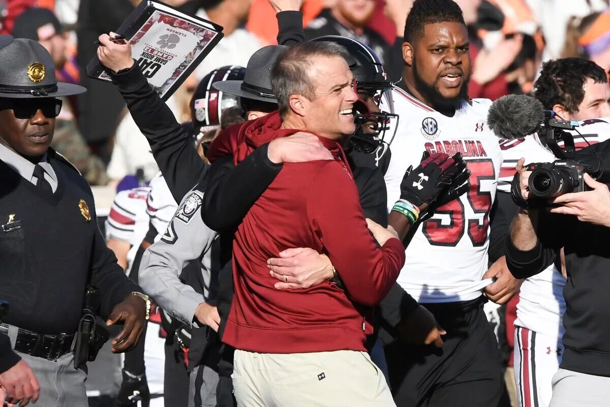 Gamecocks Promote Shula Extend Others