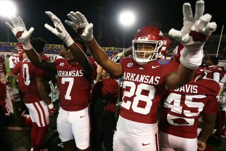 Arkansas Dominated Texas Tech With Chunk Plays