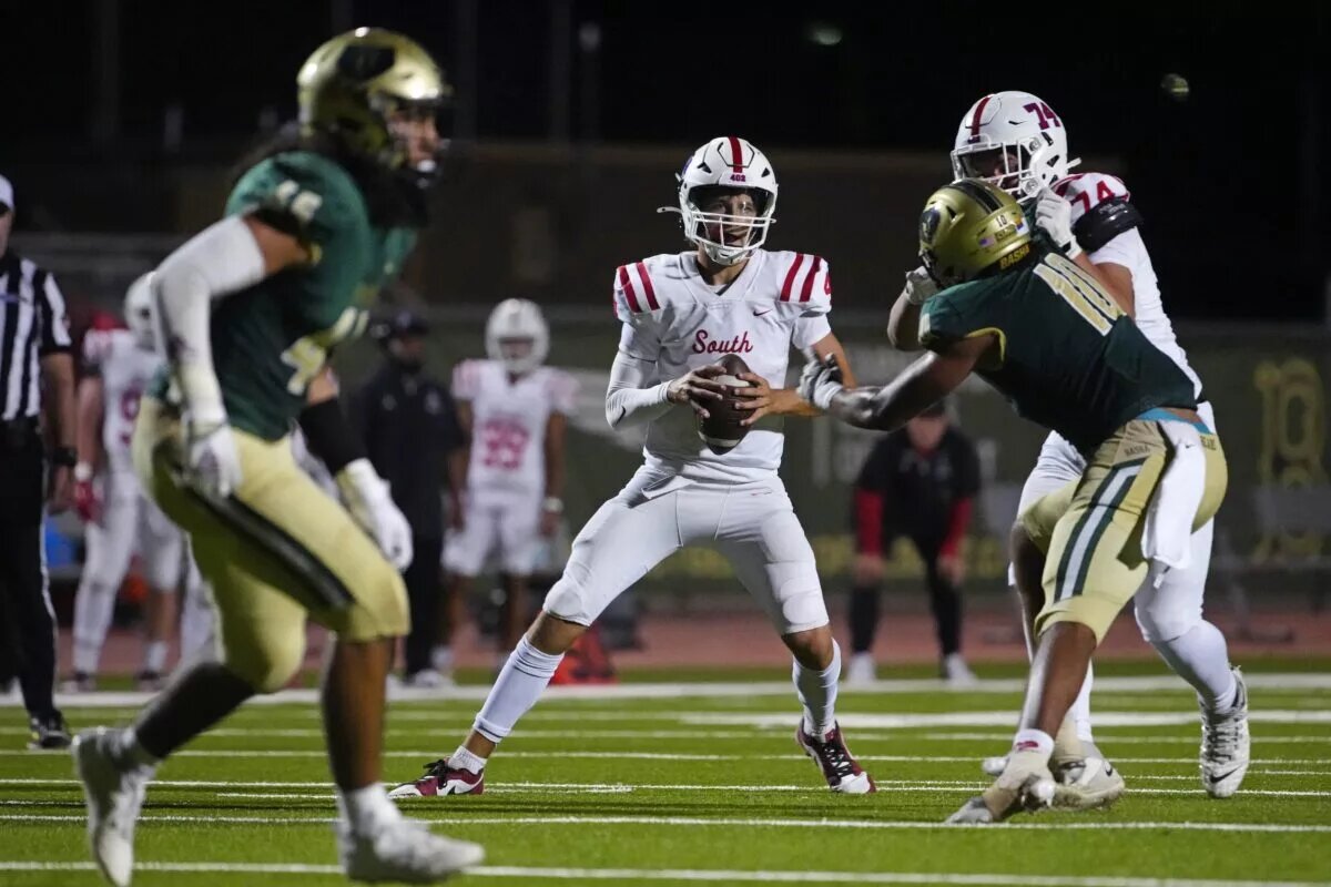 Alabama flips four-star quarterback