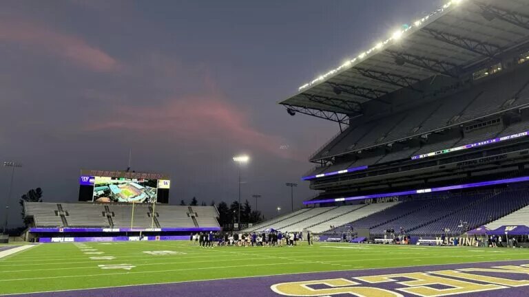 Husky Scrimmage