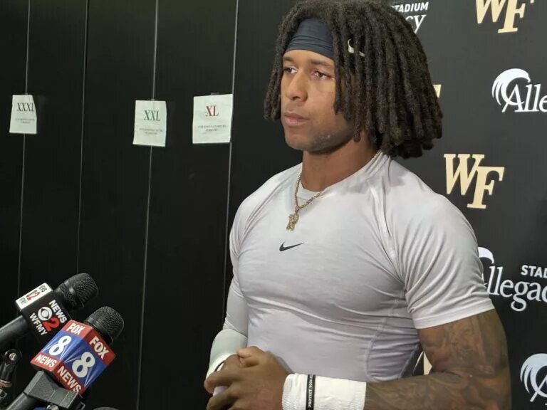 Wake Forest QB Robby Ashford