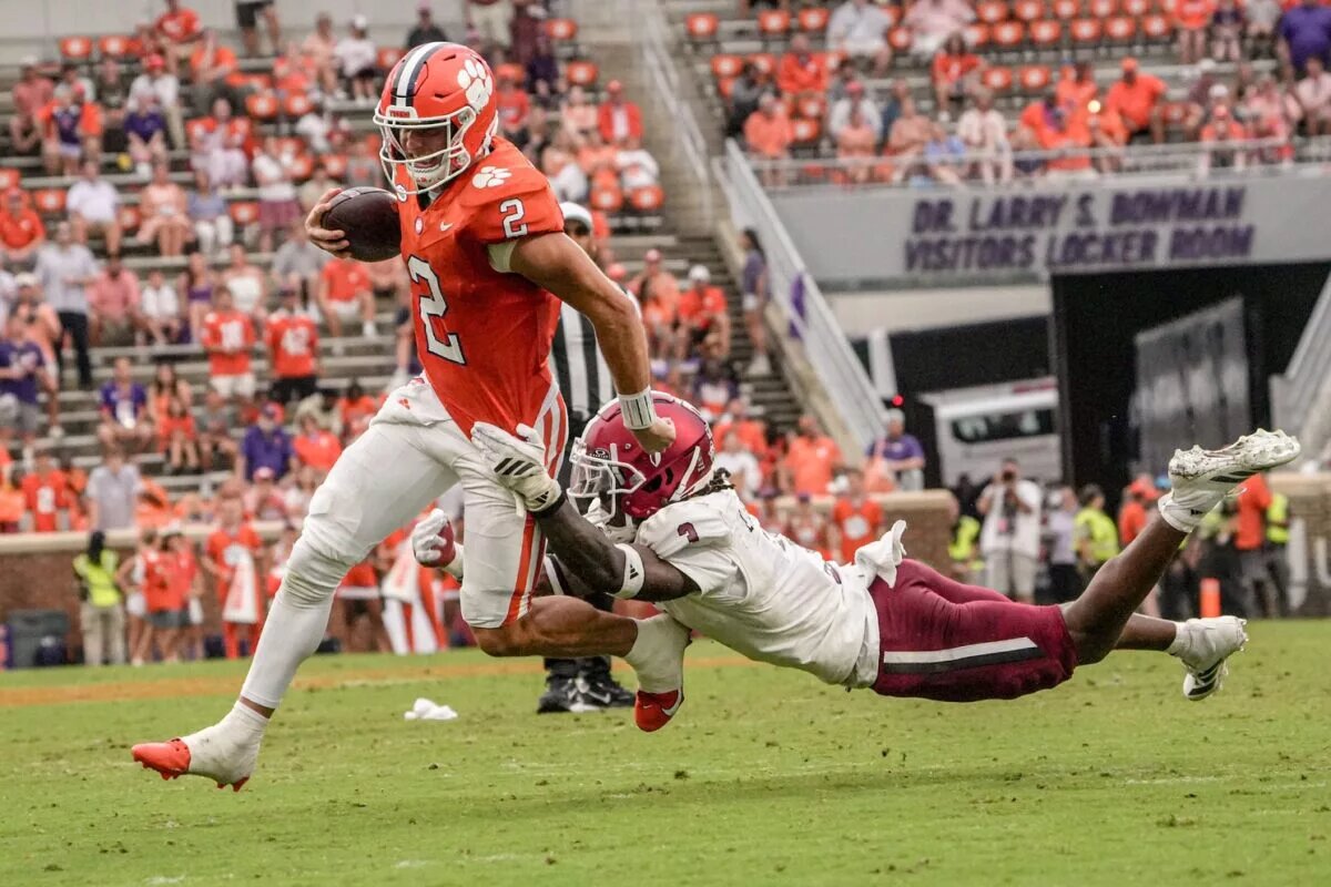 Clemson Attempts to Right the Ship