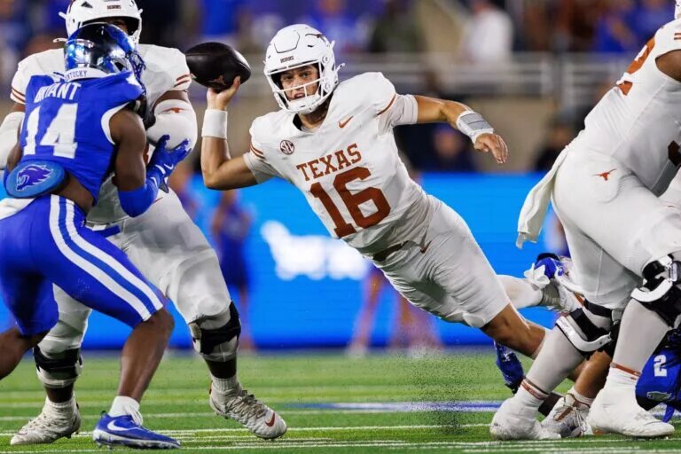 Texas Gets Past Kentucky