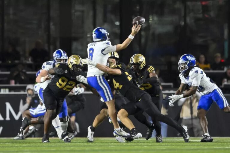 Kentucky Has No Answers For Vanderbilt