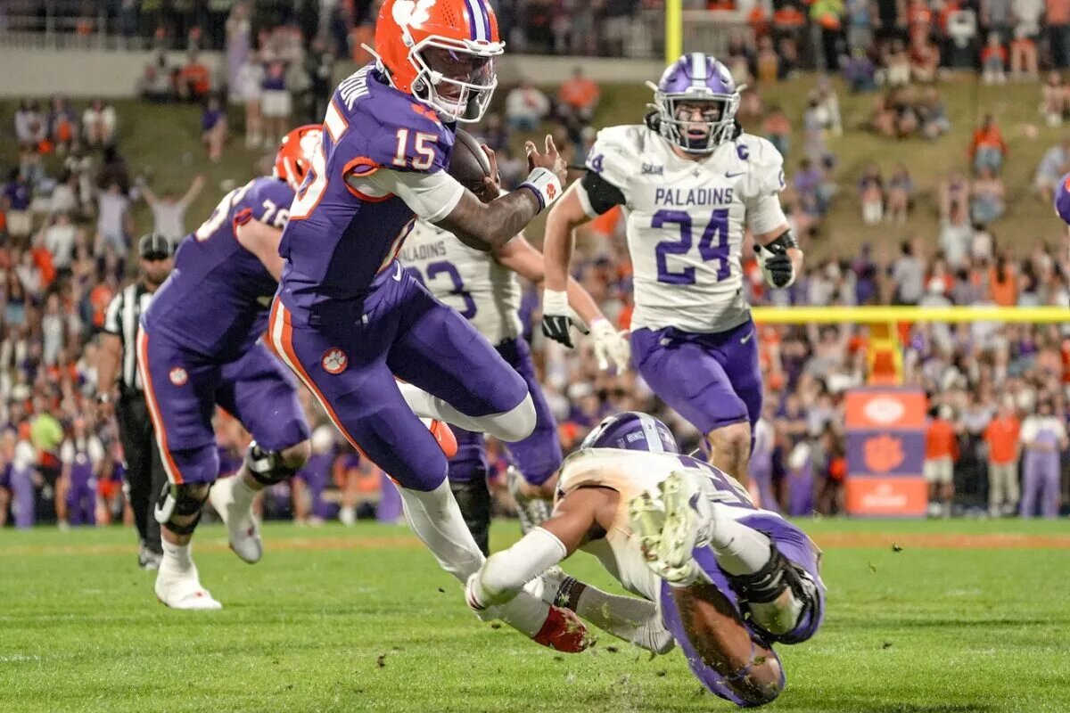 Clemson Clinches Bowl Eligibility