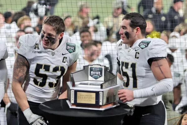 Army Runs Over UConn in Fenway Bowl