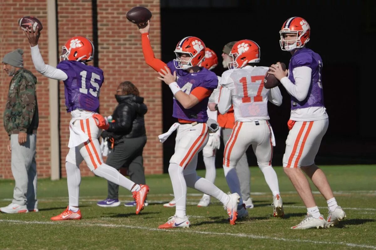 Clemson Has a Quarterback Competition