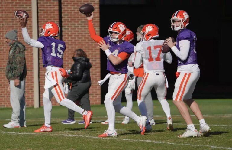 Clemson Has a Quarterback Competition