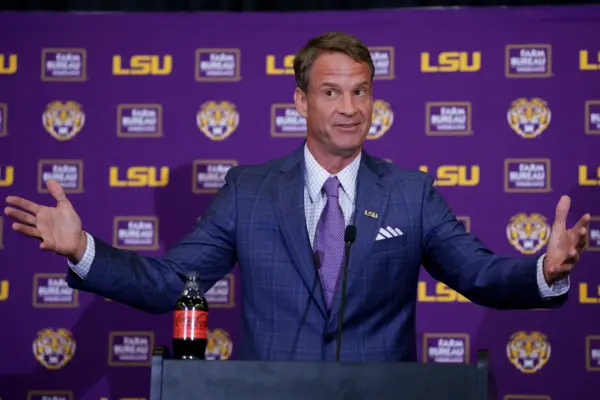 Elite Running Back Prospect Trey Martin Commits to LSU