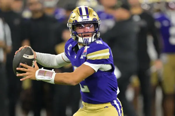 Evaluating The UW Quarterback Evolution Under Jedd Fisch