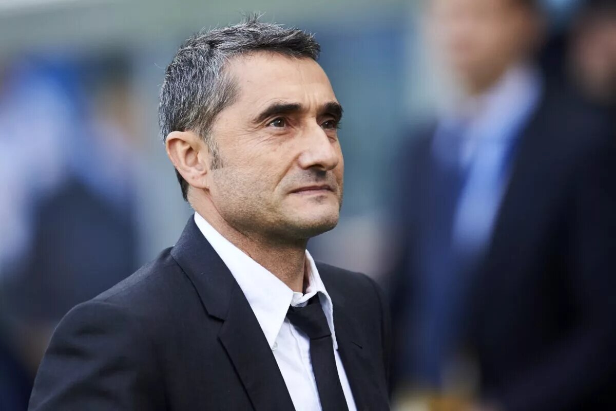 Former Barcelona manager