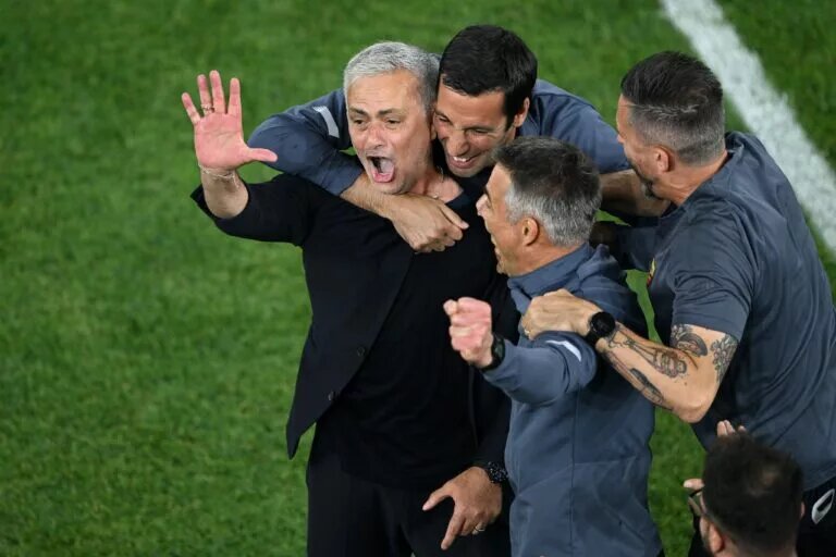 Former Chelsea Boss
