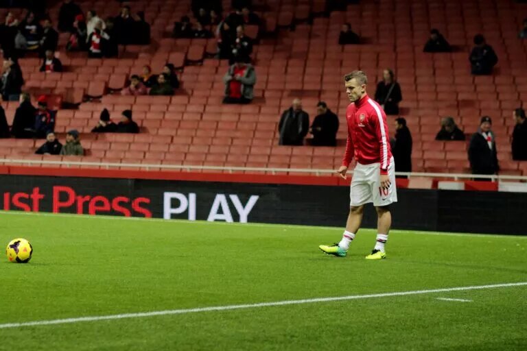 Former Arsenal midfielder