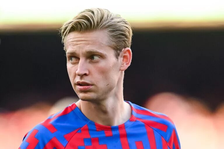 Frenkie de Jong not taking part in last-minute move