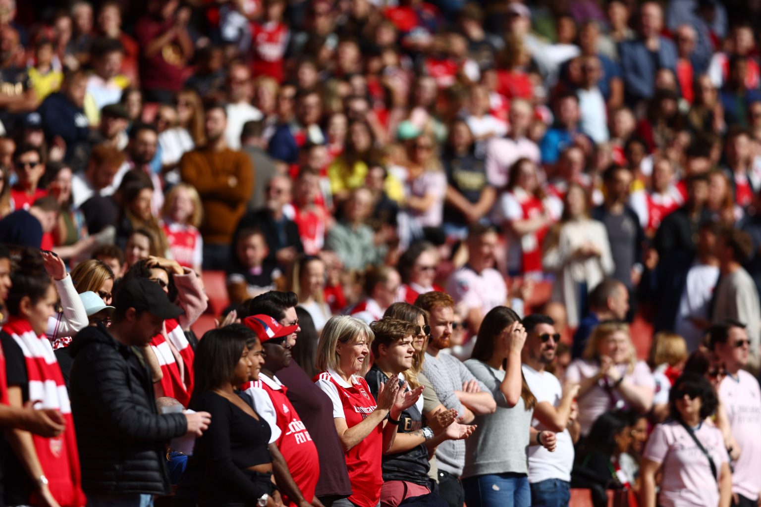 Arsenal Vs Tottenham Hotspur Shatters WSL Attendance Record