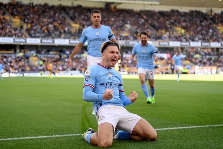 Jack Grealish kneeslide