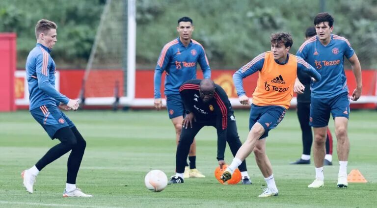Manchester United Duo