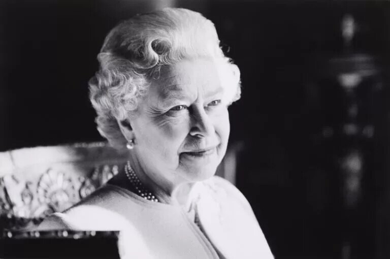 Matches postponed after Queen's passing