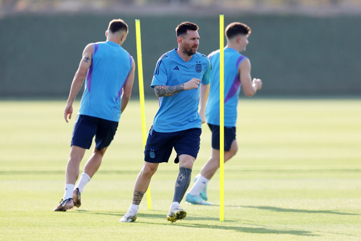 Lionel Messi trains for Argentina vs Saudi Arabia