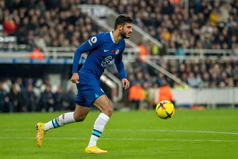 Armando Broja could be the latest player to find himself on the Chelsea Injury list following an ankle injury