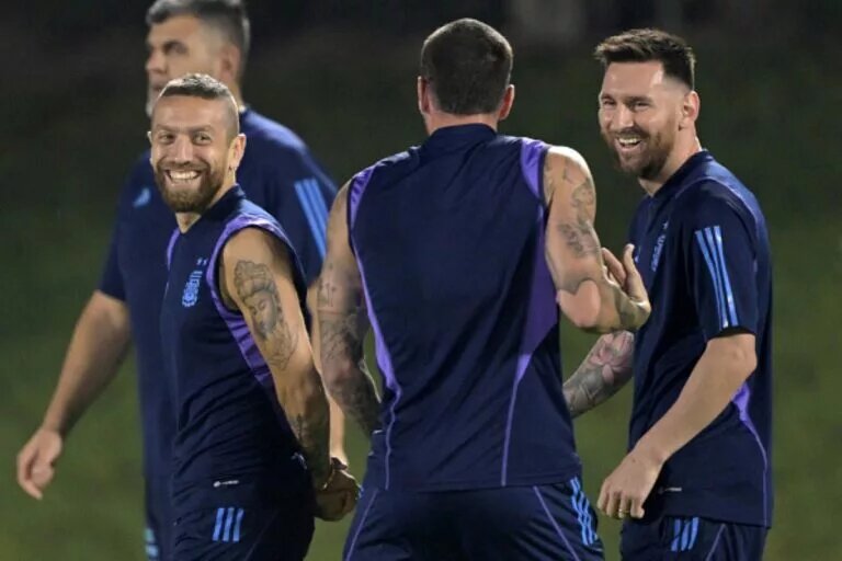 Argentina players training for Argentina vs Australia