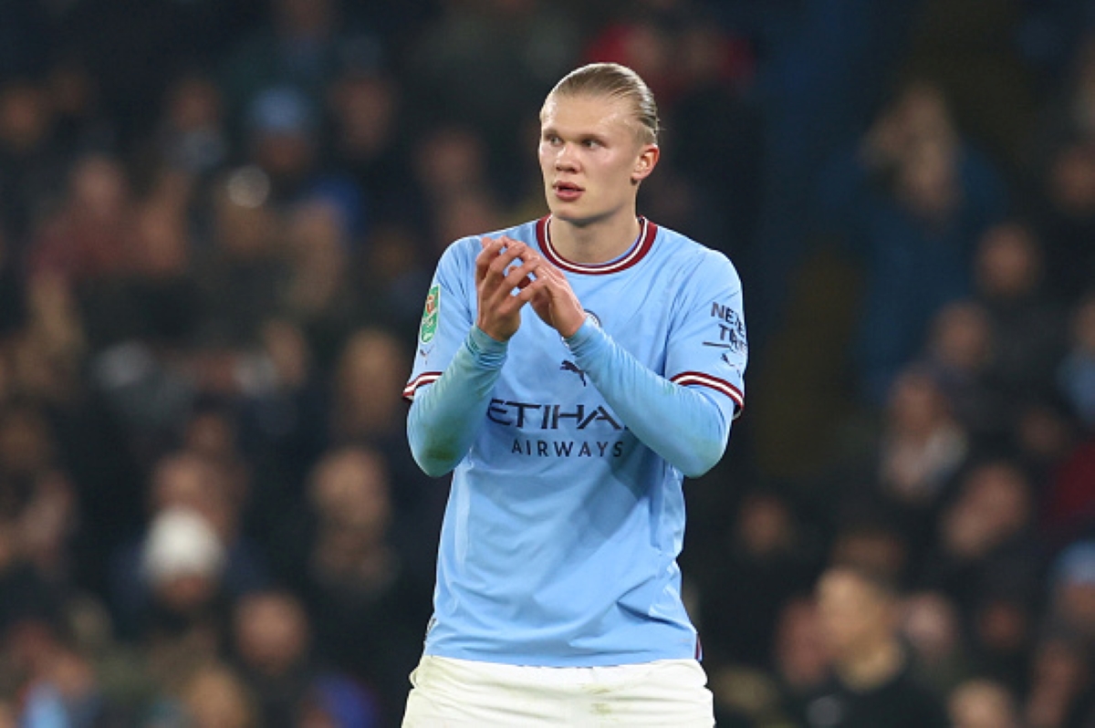 Erling Haaland clapping, likely to appear in Leeds United vs Manchester City