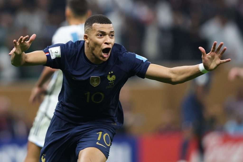 Kylian Mbappé: Every touch in France's 2022 FIFA World Cup final against  Argentina 