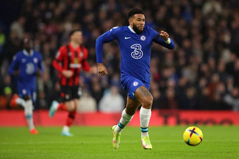 Chelsea Predicted Lineup - Reece James running with the ball vs Bournemouth