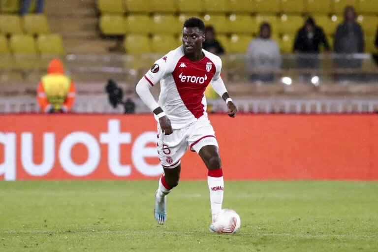 Benoit Badiashile medical