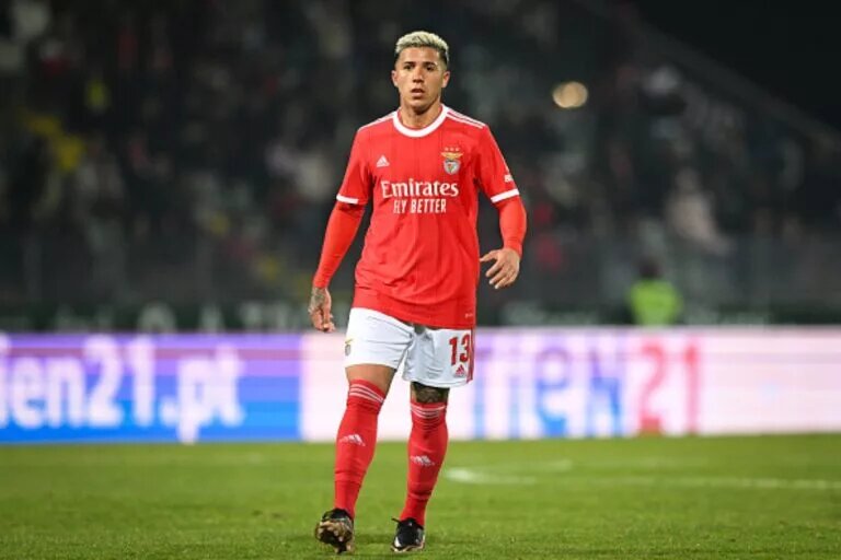 Chelsea have made an Enzo Fernandez offer, player pictured