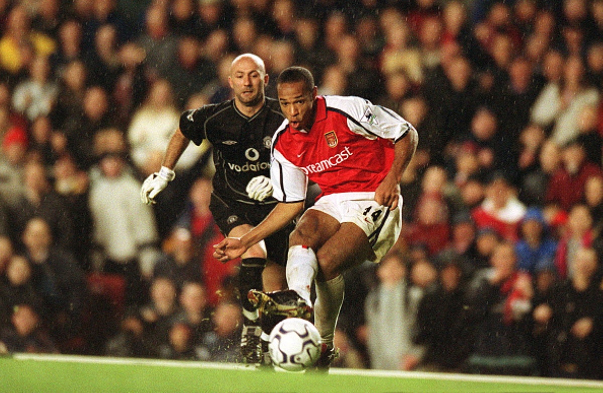 Thierry Henry Scores on November 25, 2001 in One of the Five Famous Arsenal Home Wins Over Manchester United