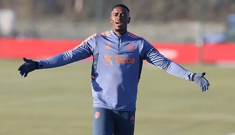 Manchester United Defender