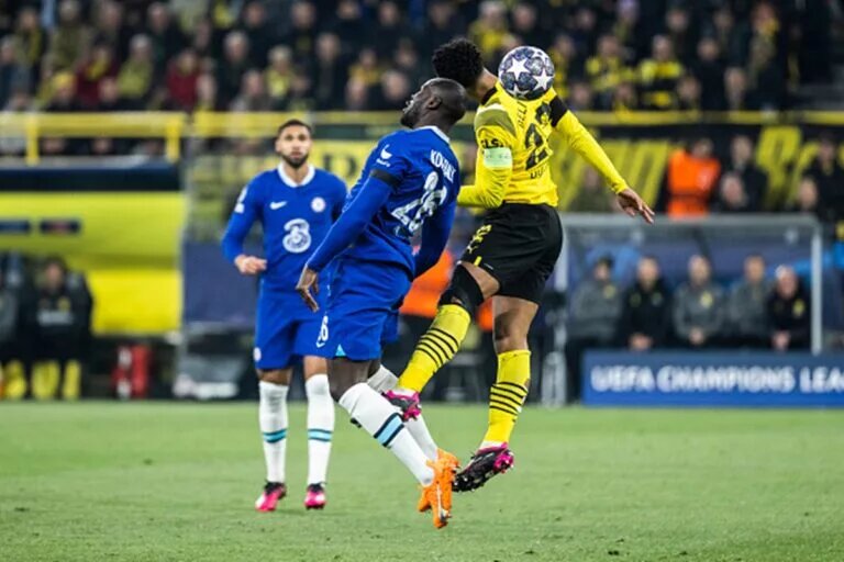 Chelsea Predicted Lineup - Koulibaly battles for a header