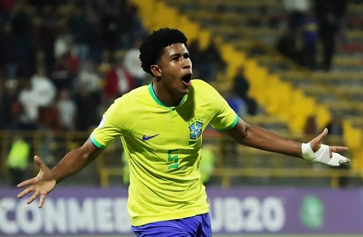 Andrey Santos Loan
