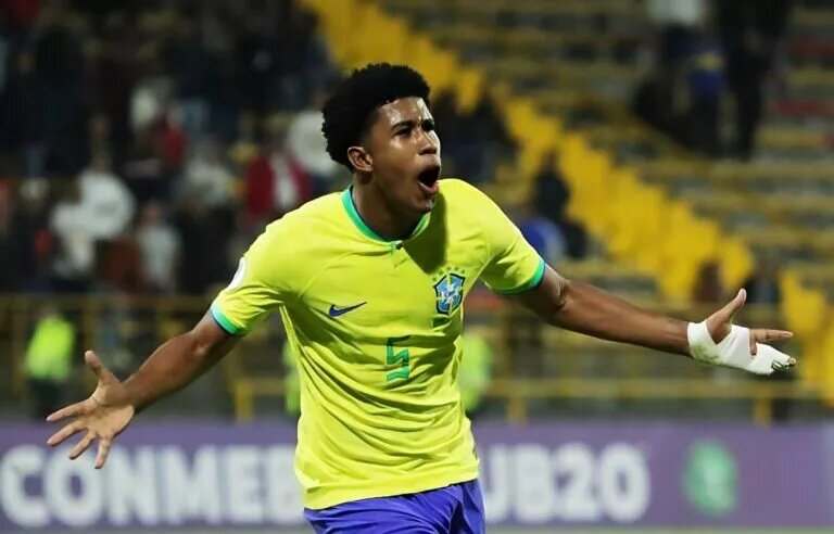 Andrey Santos Loan