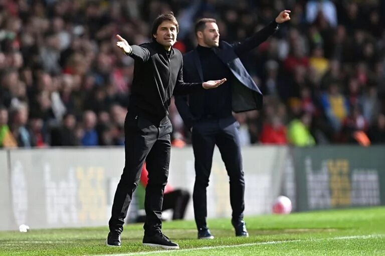 Antonio Conte leaves Tottenham Hotspur, pictured here at St Mary's stadium