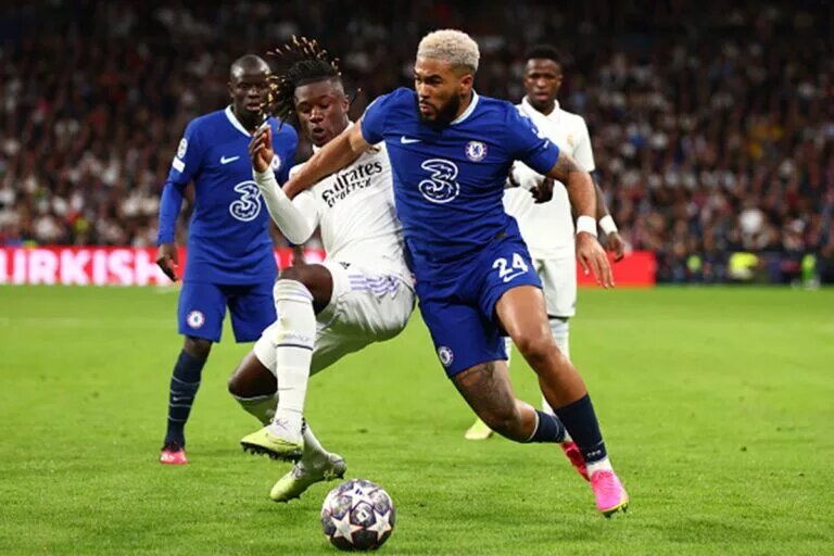 Chelsea predicted lineup - Reece James battles for the ball