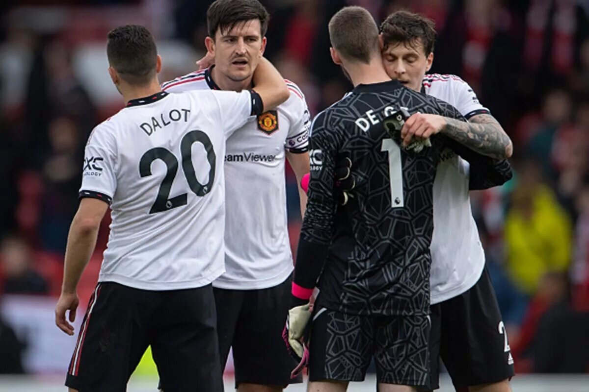 David de Gea and teammates selebrate recent win