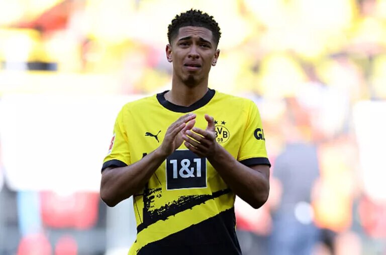 Jude Bellingham visibly upset after Borussia Dortmund lost the Bundesliga title on the final day