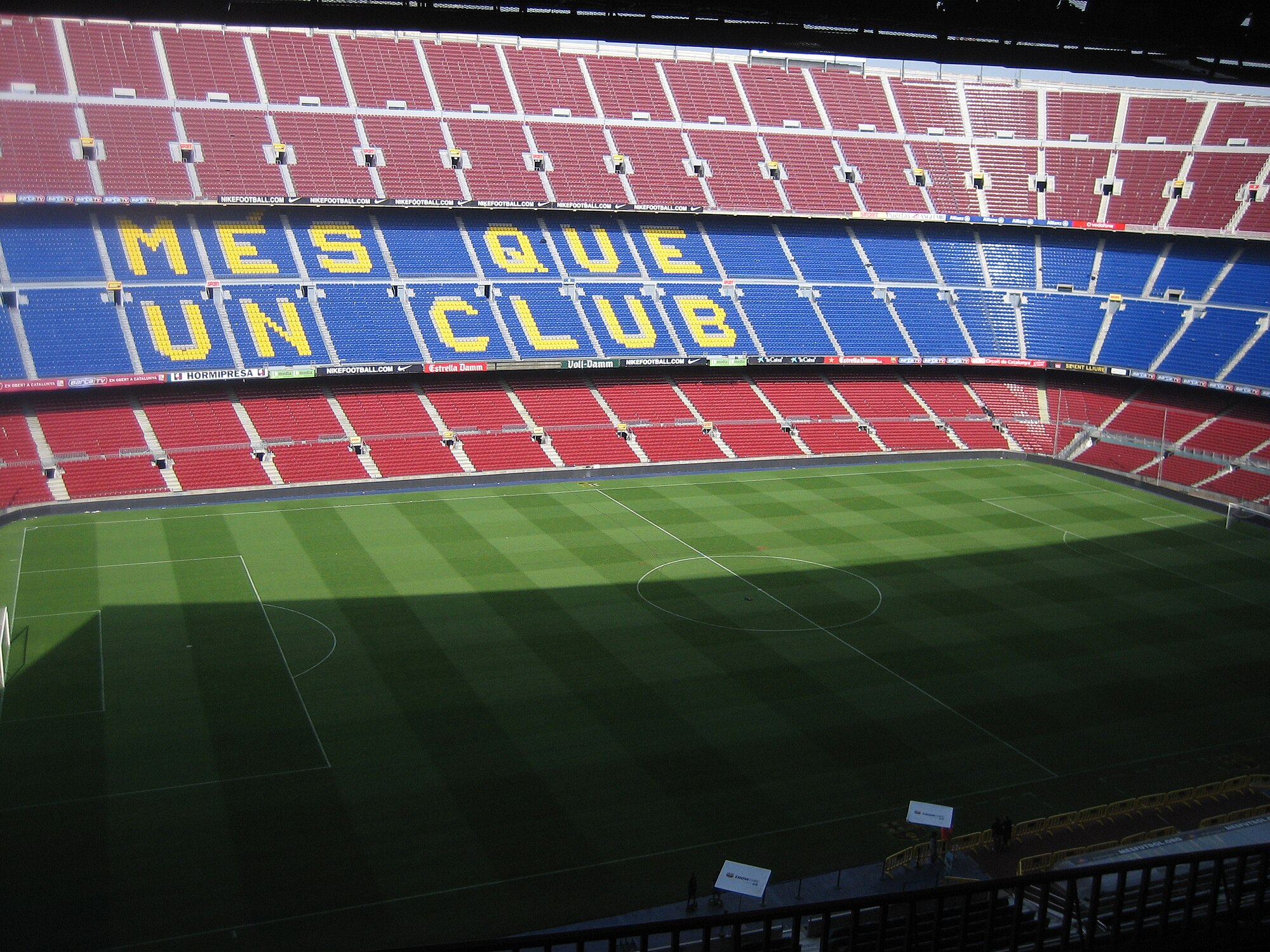 Featured image: Wikimedia Commons Stefano Vigorelli https://commons.m.wikimedia.org/wiki/File:Camp_Nou_-_FC_Barcelona,_SP(5).jpg CC BY-SA 4.0 https://creativecommons.org/licenses/by-sa/4.0