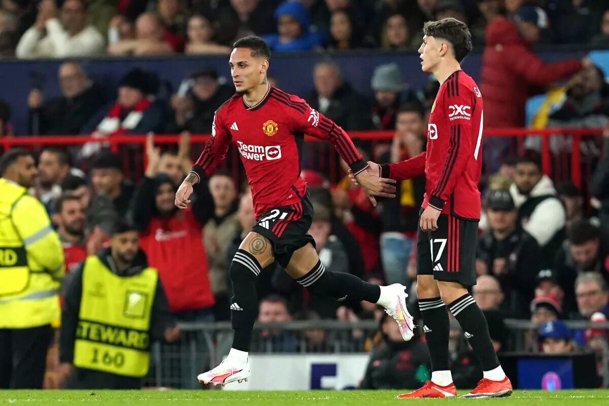 Alejandro Garnacho and Antony in action for Manchester United against Galatasaray in the UEFA Champions League.