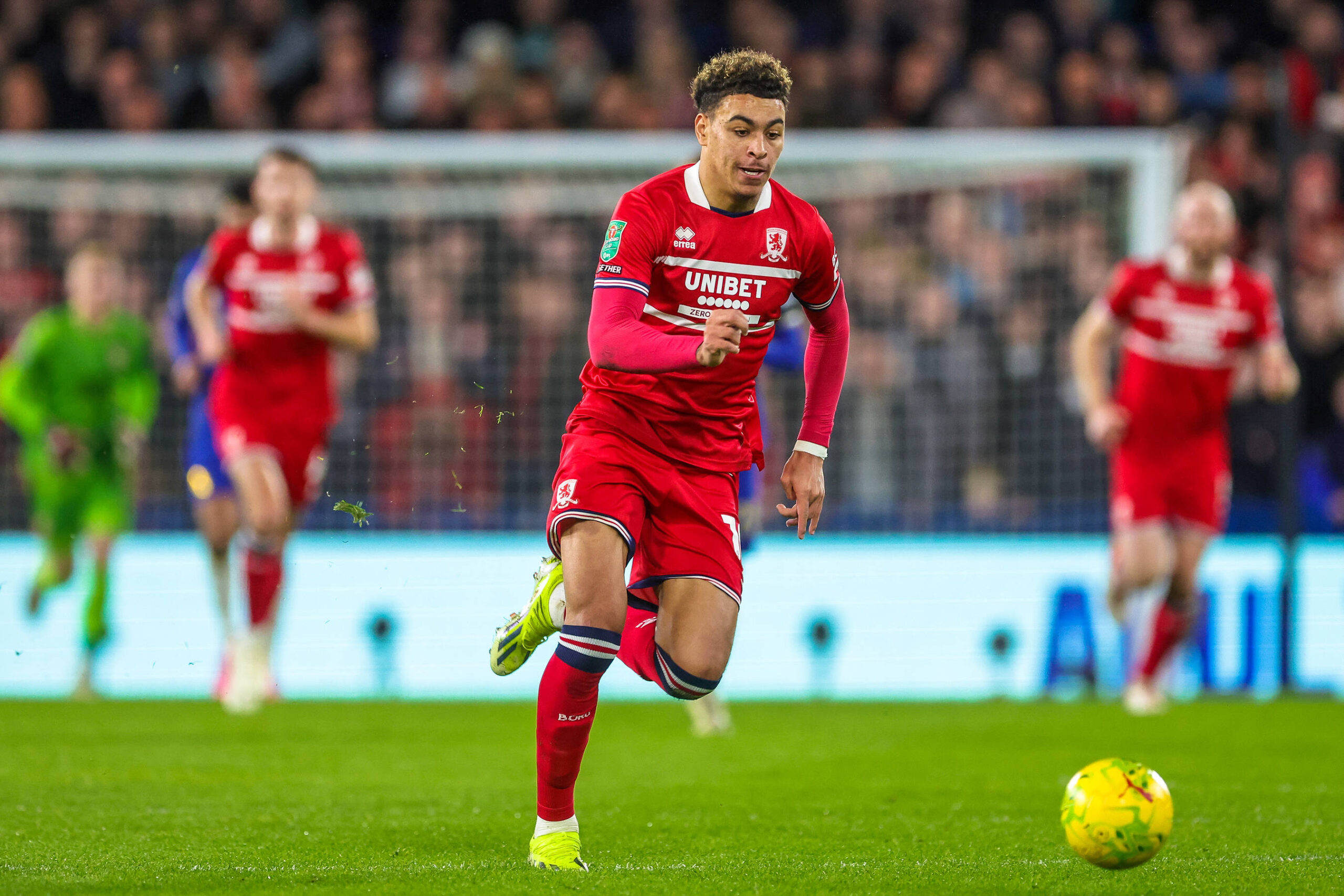 Aston Villa Agree £15 Million Package for Middlesbrough's Morgan Rogers