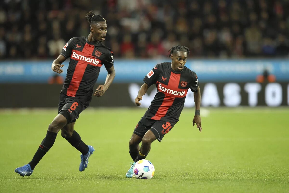 Manchester United are reportedly keeping tabs on Bayer Leverkusen defender Odilon Kossounou.