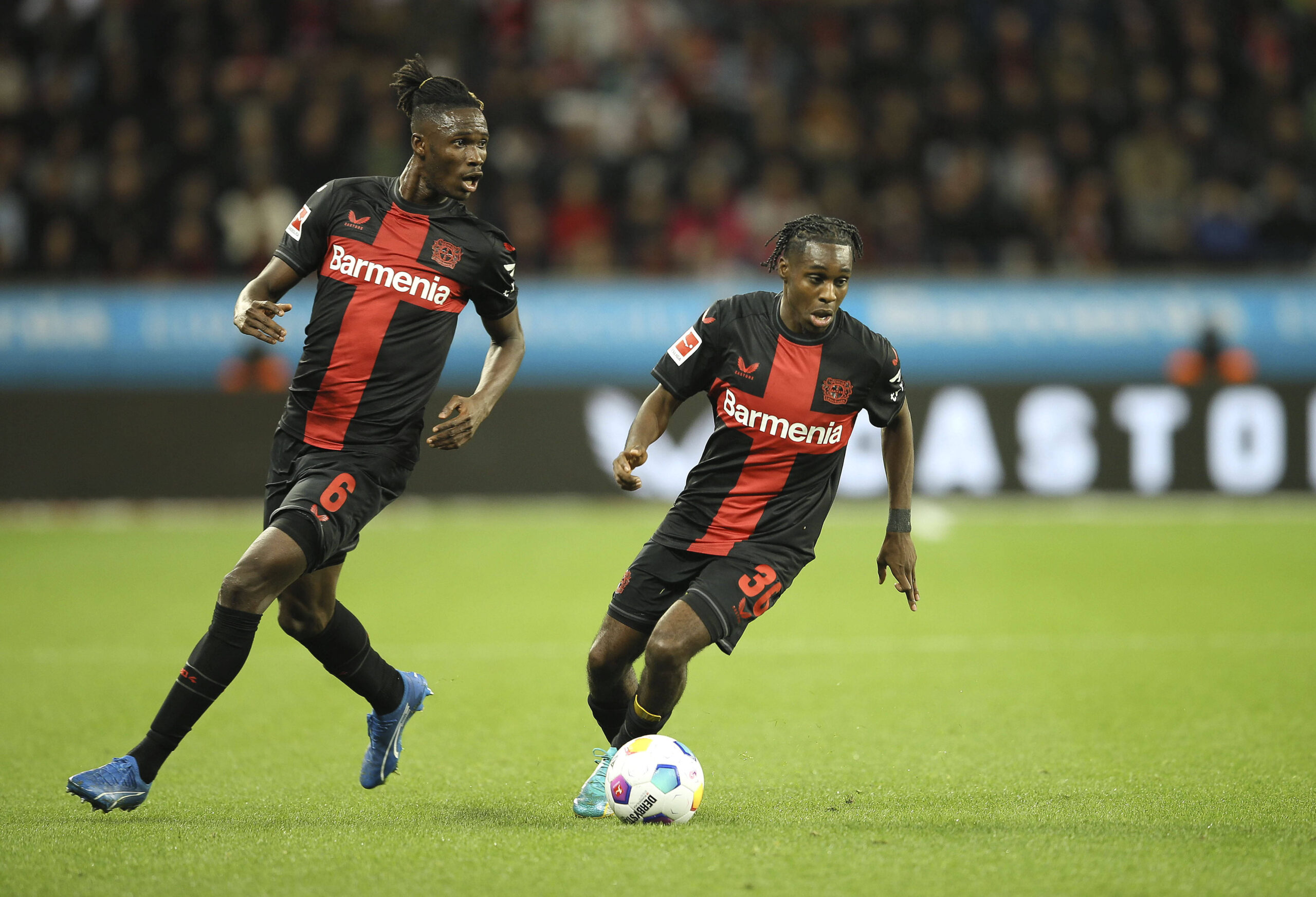 Manchester United are reportedly keeping tabs on Bayer Leverkusen defender Odilon Kossounou.