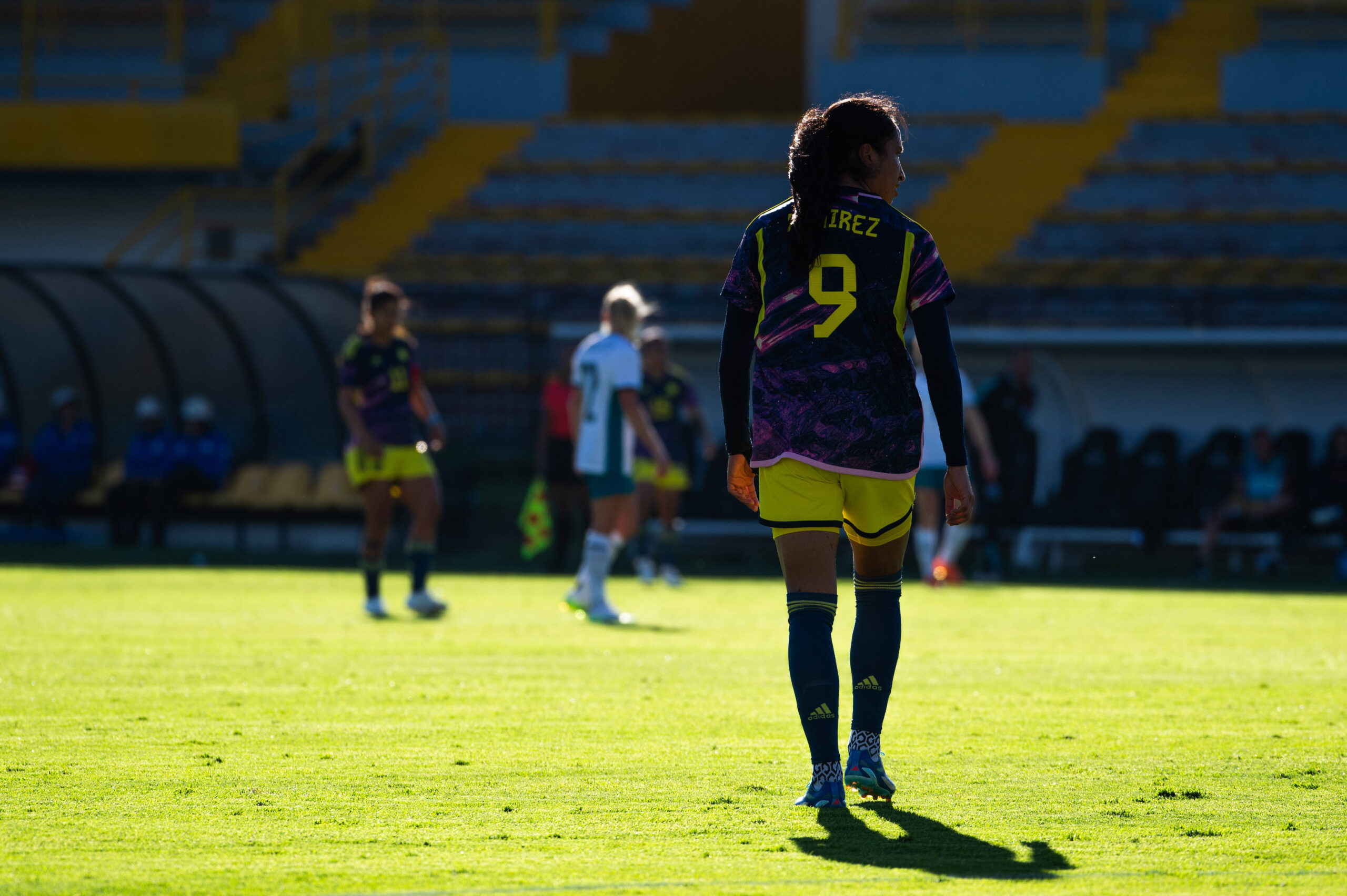 Mayra Ramirez on the field during a frendly for Colombia
